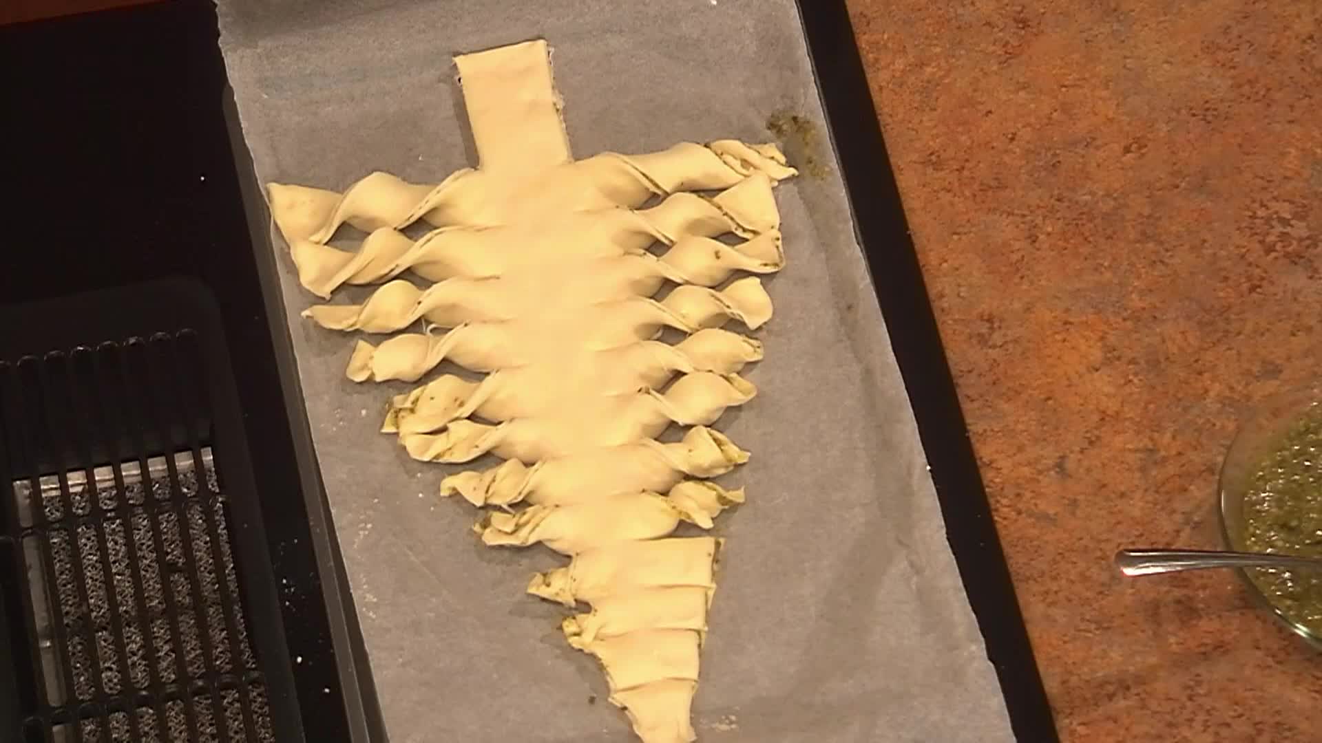 Cooking Healthy with Coastline - Christmas Tree Puff Pastry