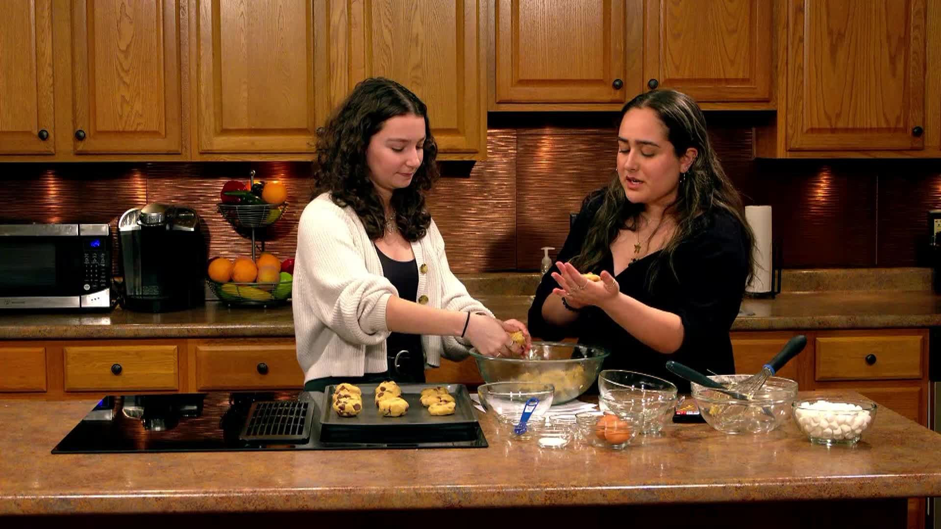 What's Cooking in Town - Chocolate Chip Marshmallow Cookies